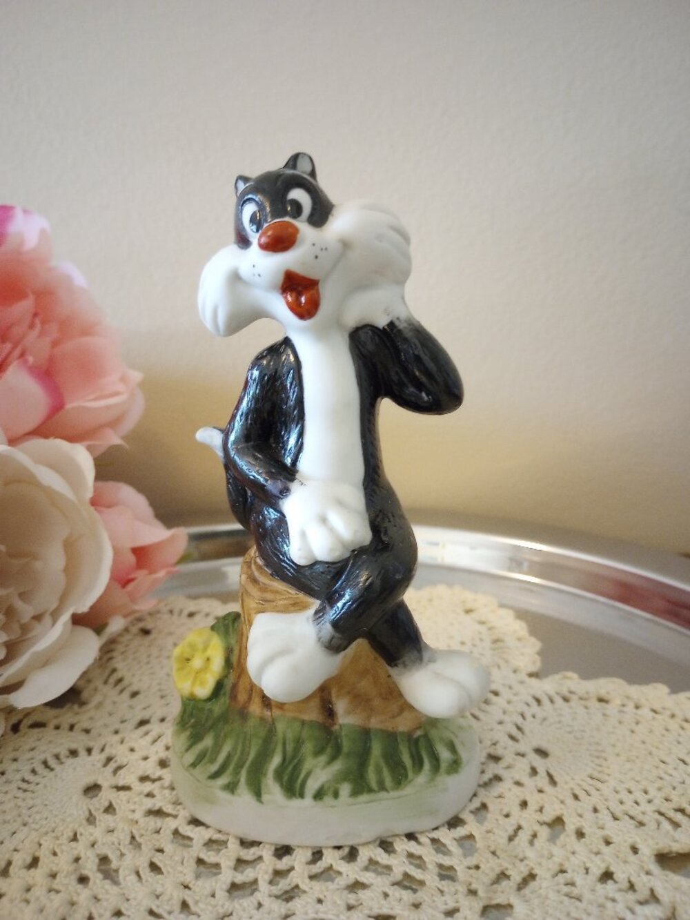 Sylvester the Cat Ceramic Figurine